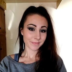 Meet your Posher, Destiny